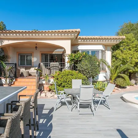 Naranjos Villa *